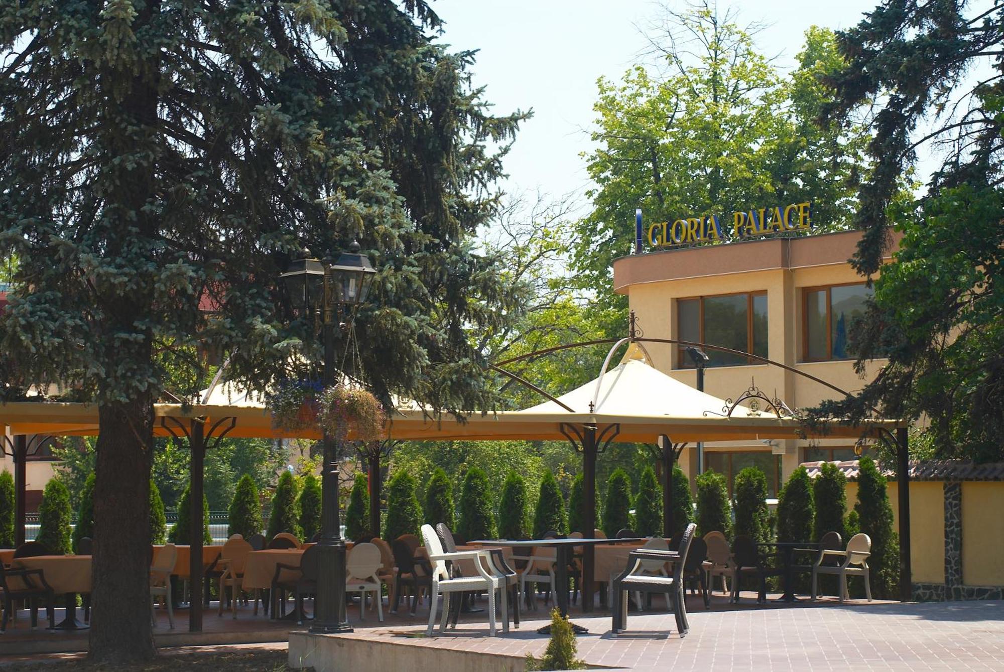 глория палас дипломат Хотел
