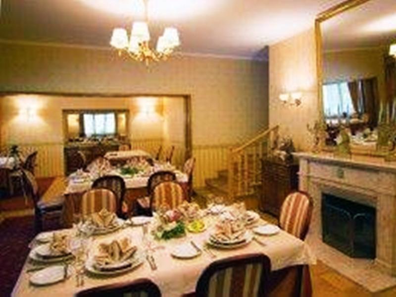 глория палас дипломат 3* София