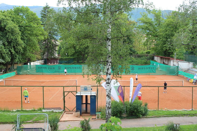 Хотел глория палас дипломат 3*